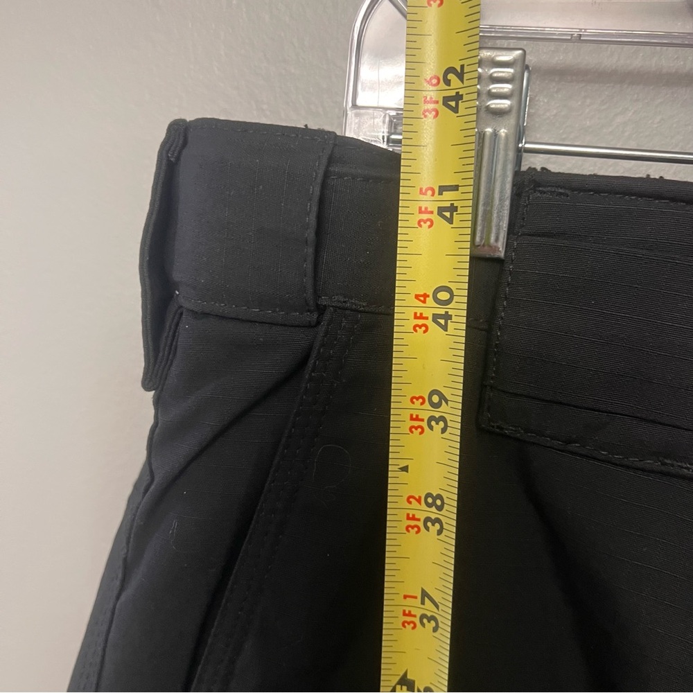 NWT Blackhawk! Men’s Black Cargo Pursuit Pants Size 36x32 Ripstock Tactical - Picture 7 of 8